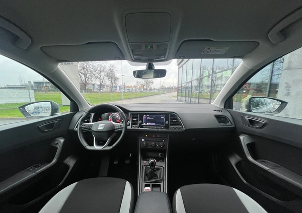 Seat Ateca cena 92900 przebieg: 17000, rok produkcji 2023 z Łochów małe 254